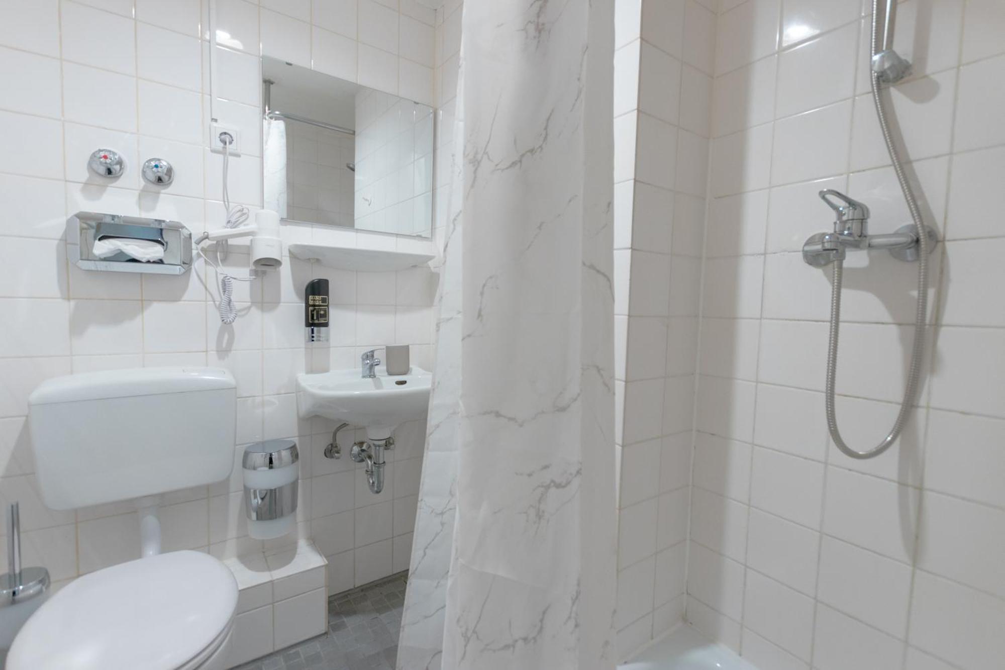 Doerenkamp Self-check-in Hotel 3*